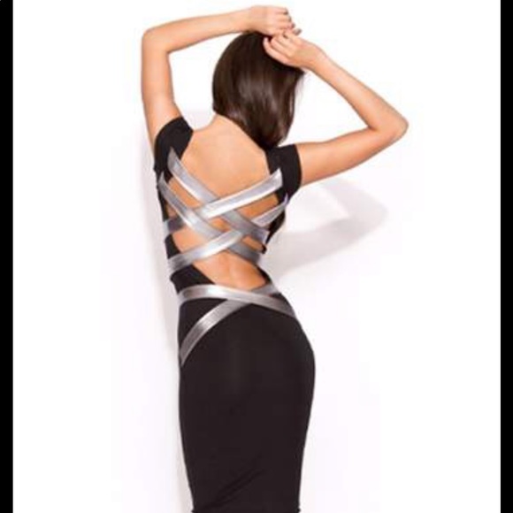 ⭐️Black Strappy Back Dress⭐️ - Picture 2 of 5